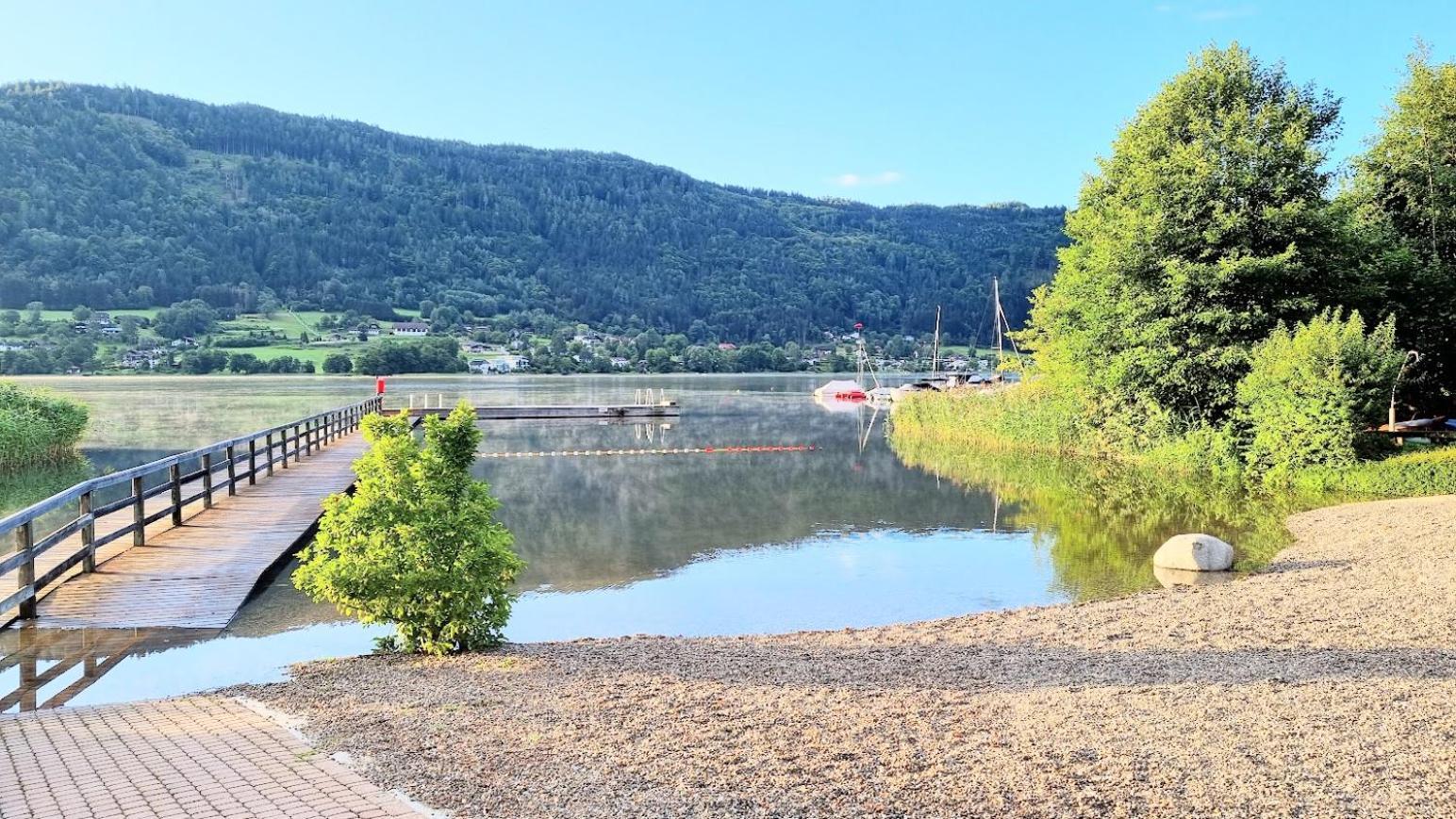 Kaernten Ossiacher See Apartment Zwei Zimmer Ferienwohnung Direkter Seezugang Strand Beheizte Schwimmhalle Bodensdorf Bagian luar foto